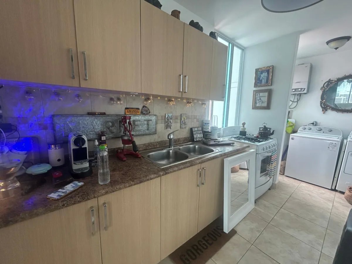Apartment For Sale in EL CANGREJO