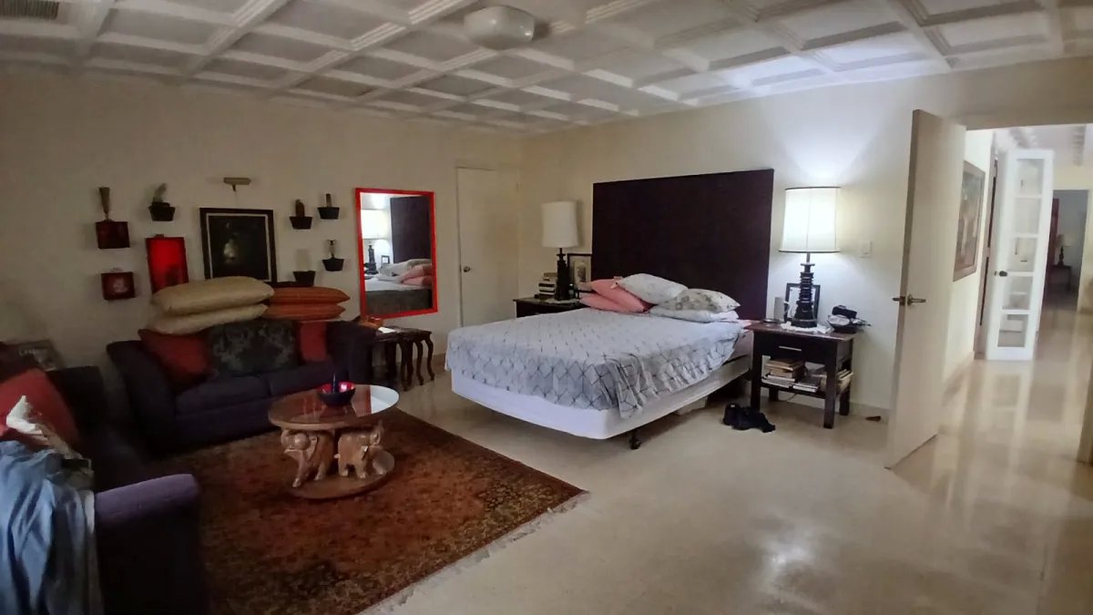 Mobile Home For Sale in San Francisco.