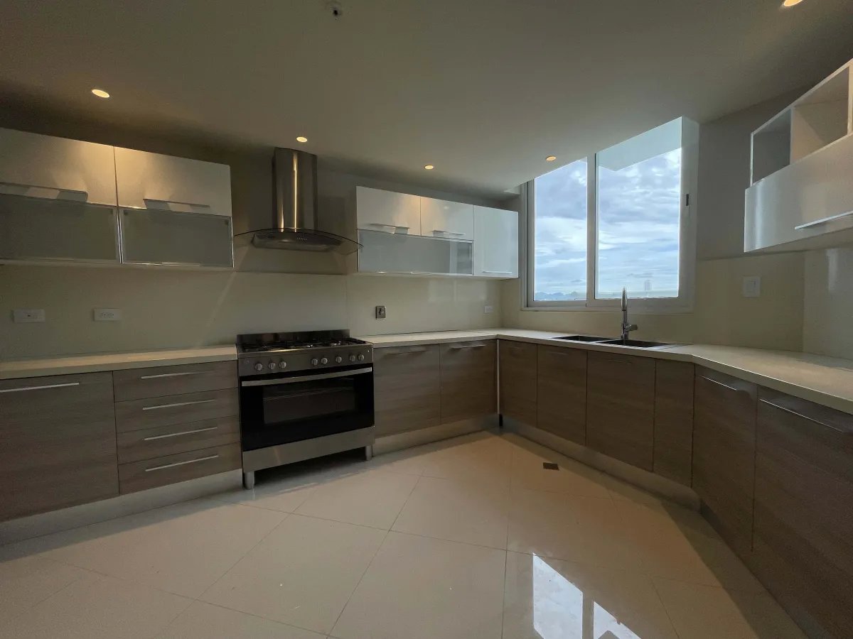 Apartment For Sale in Costa del Este