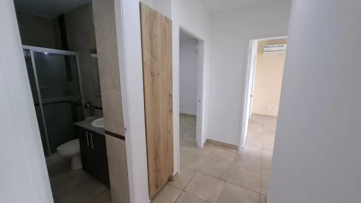 Venta de Apartamento en PH Altamarina, Playa Dorada