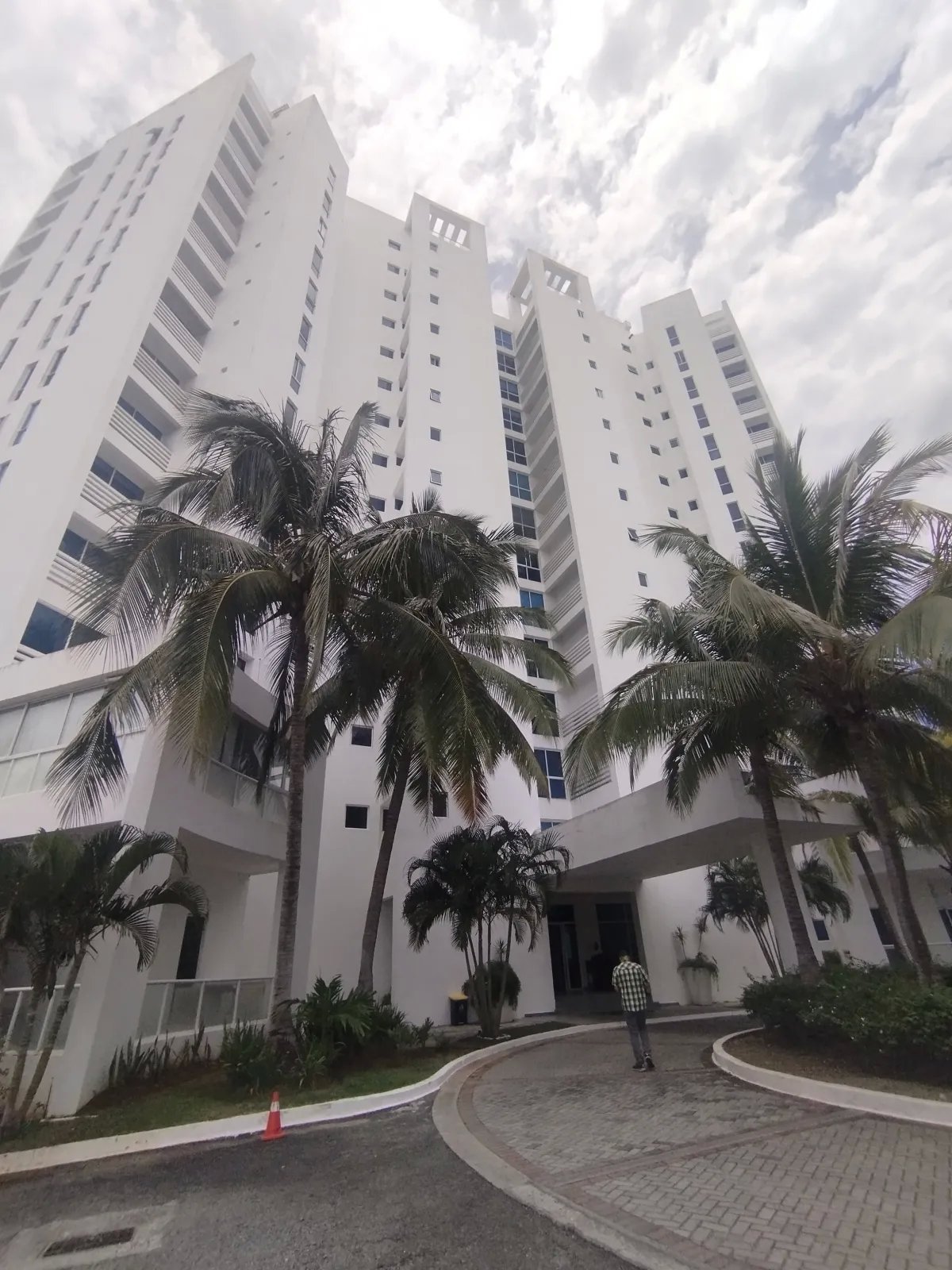 Se vende apartamento en Playa Blanca, Farallón, Coclé