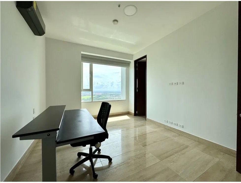 ALQUILER  Apartamento de Lujo en Solana, Santa María