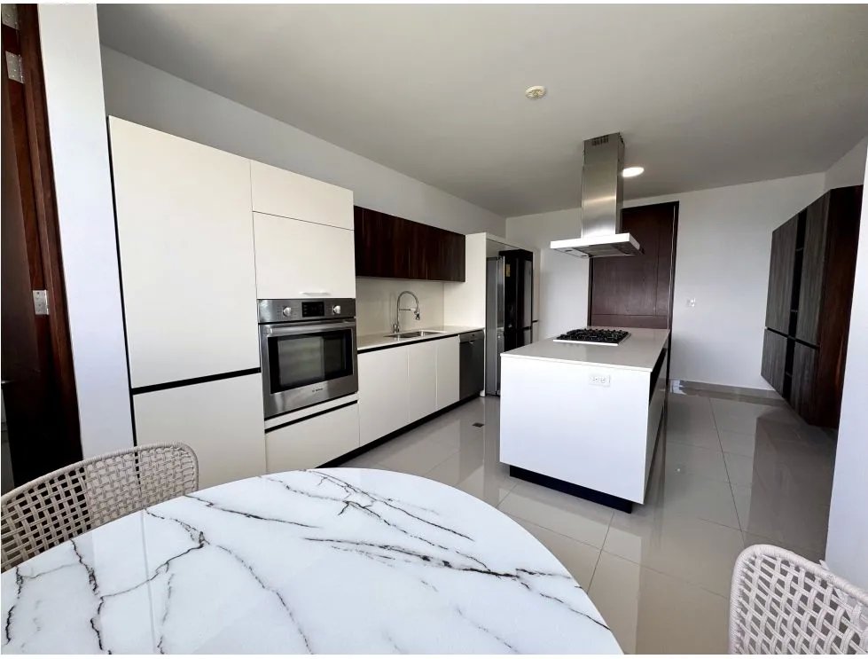 ALQUILER  Apartamento de Lujo en Solana, Santa María