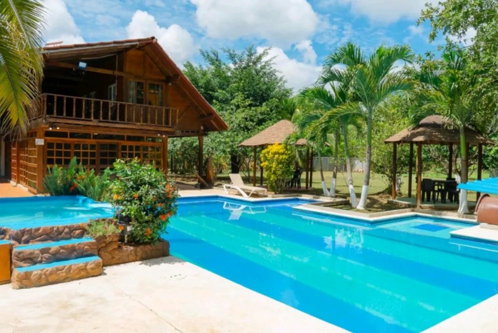 Se vende Hostal, San Martin, Pacora, Panamá Este
