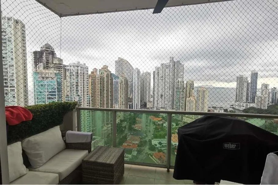 Apartment For Sale in San Francisco