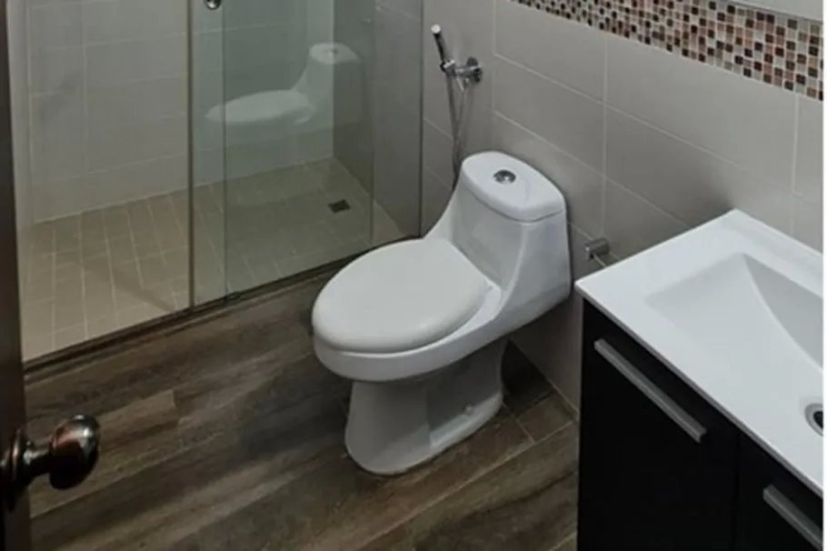 Se Vende Casa en PH Clayton Village, Clayton
