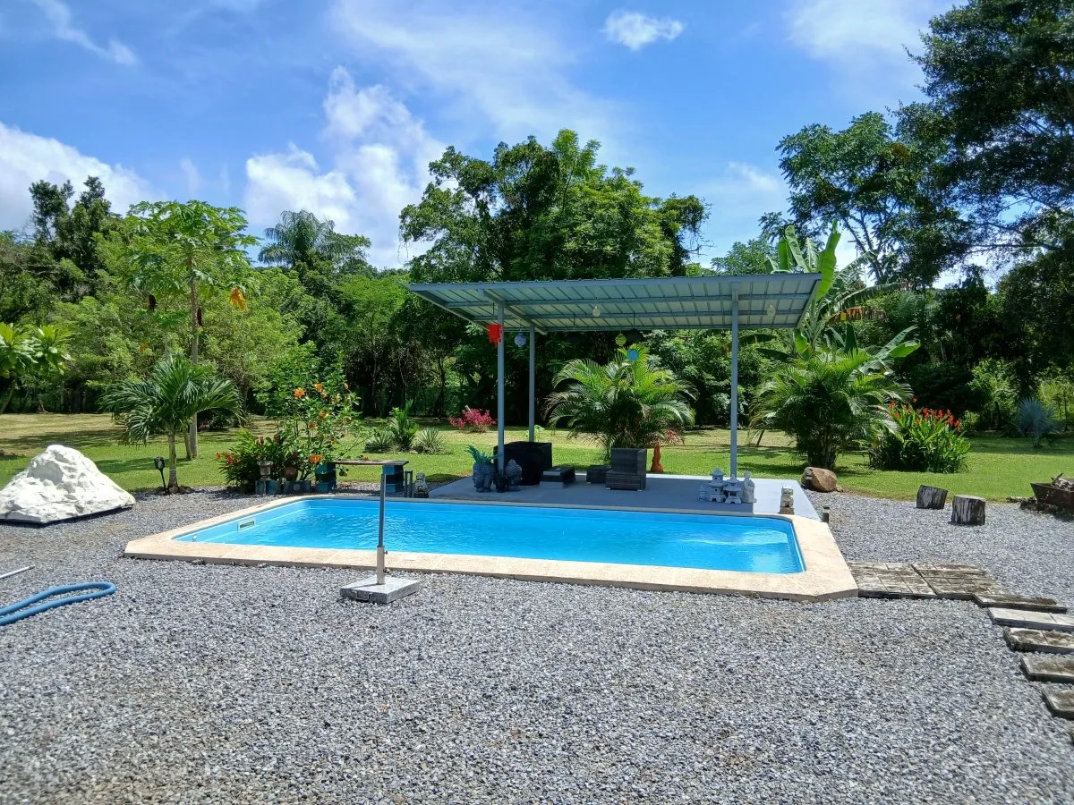 Farm For Sale in Las Lomas