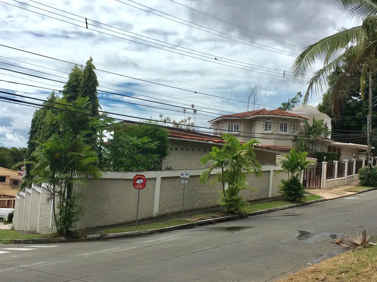 Venta de casa en Dos Mares