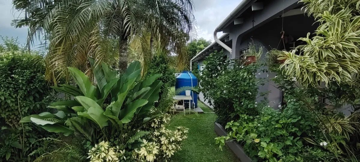 VENDO CASA EN ALTOS DE VACAMENTE
