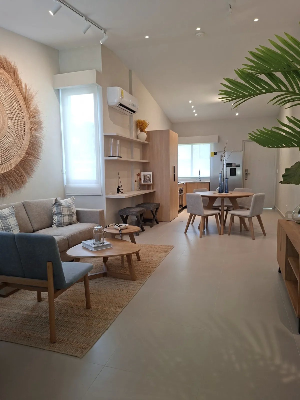 Venta de Casas de Playa Nuevas Amobladas San Carlos Panamá Oeste