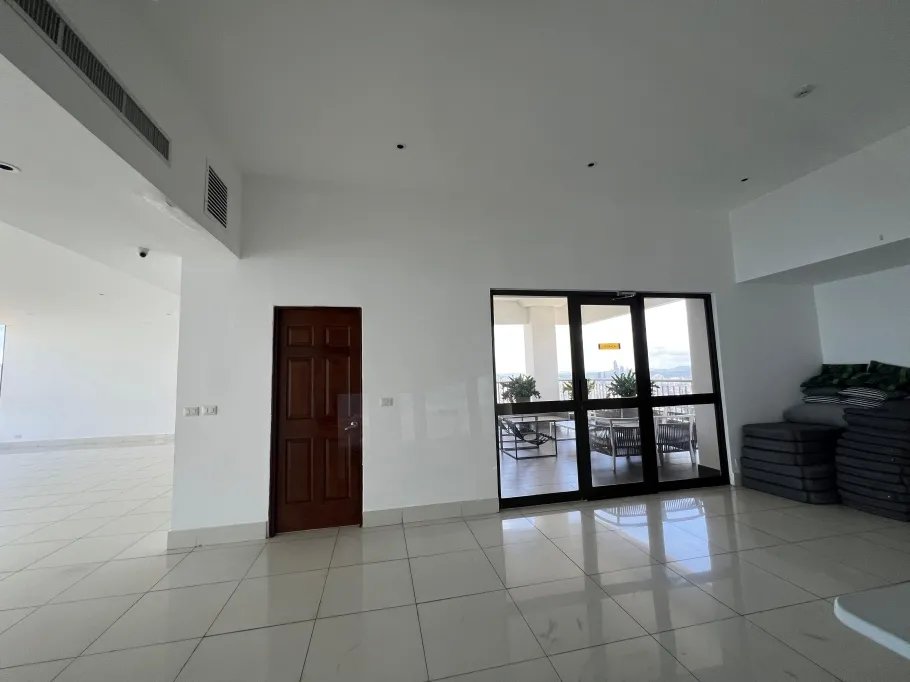 Apartamento en Venta o Alquiler  PH San Francisco Bay Via Israel