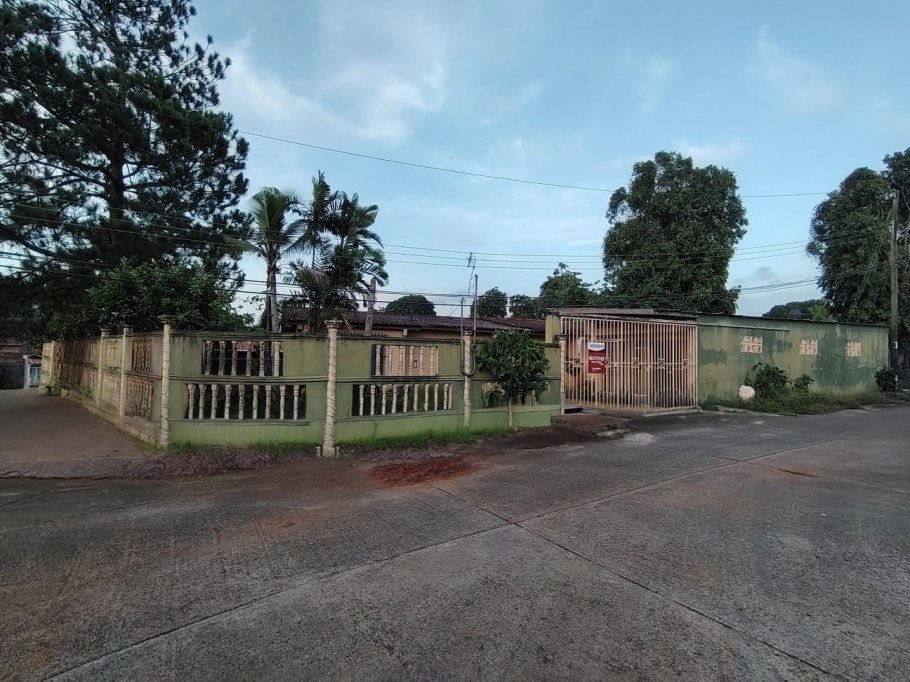 Vendo casa en Altos de Vacamonte