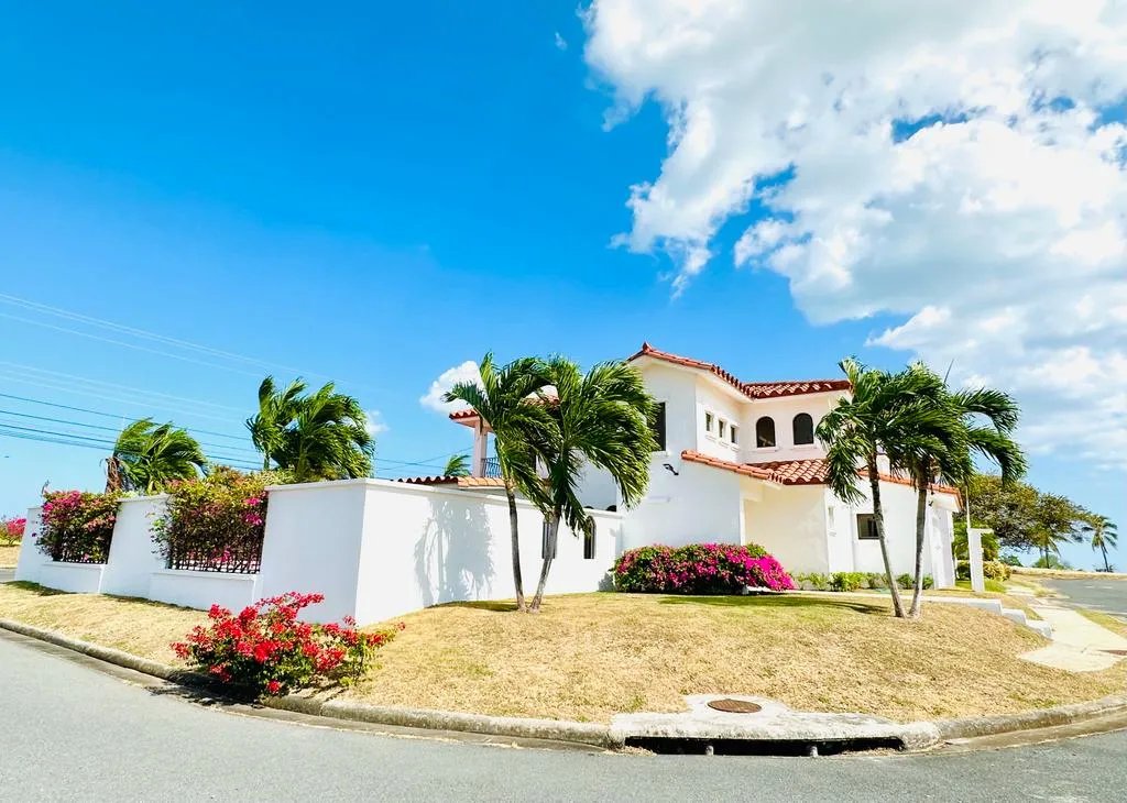 Venta de Casa Adosada en San Carlos