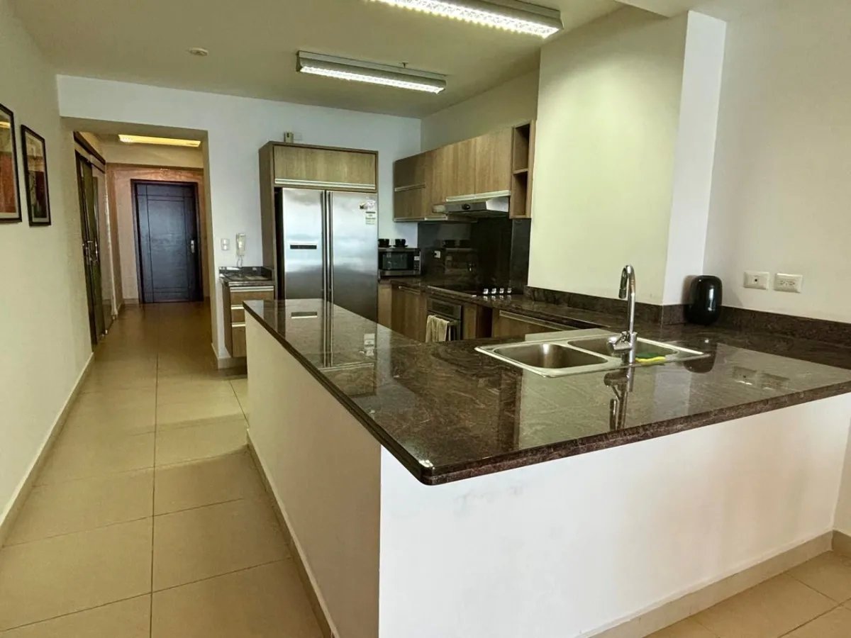 Venta de Apatamento amoblado en PH Rivage, Ave. Balboa
