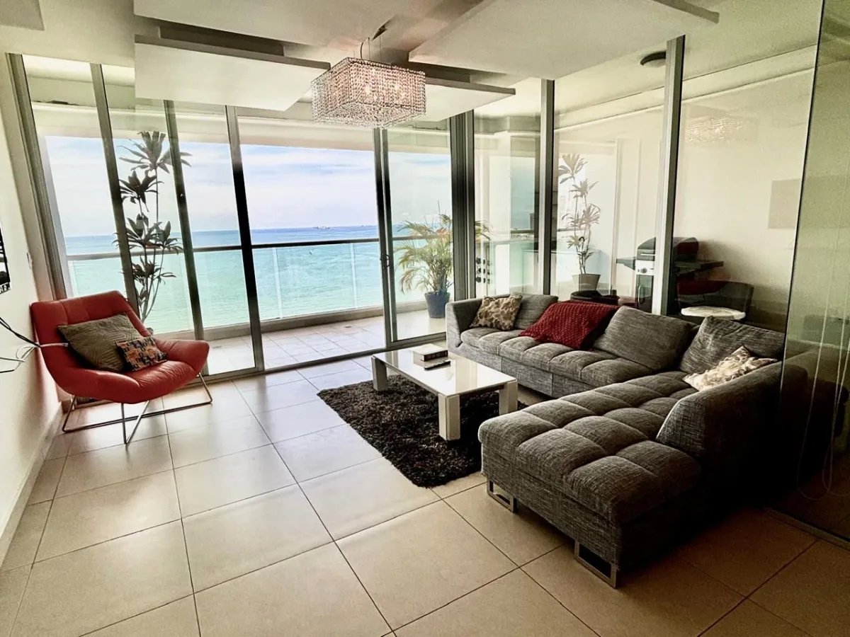Venta de Apatamento amoblado en PH Rivage, Ave. Balboa