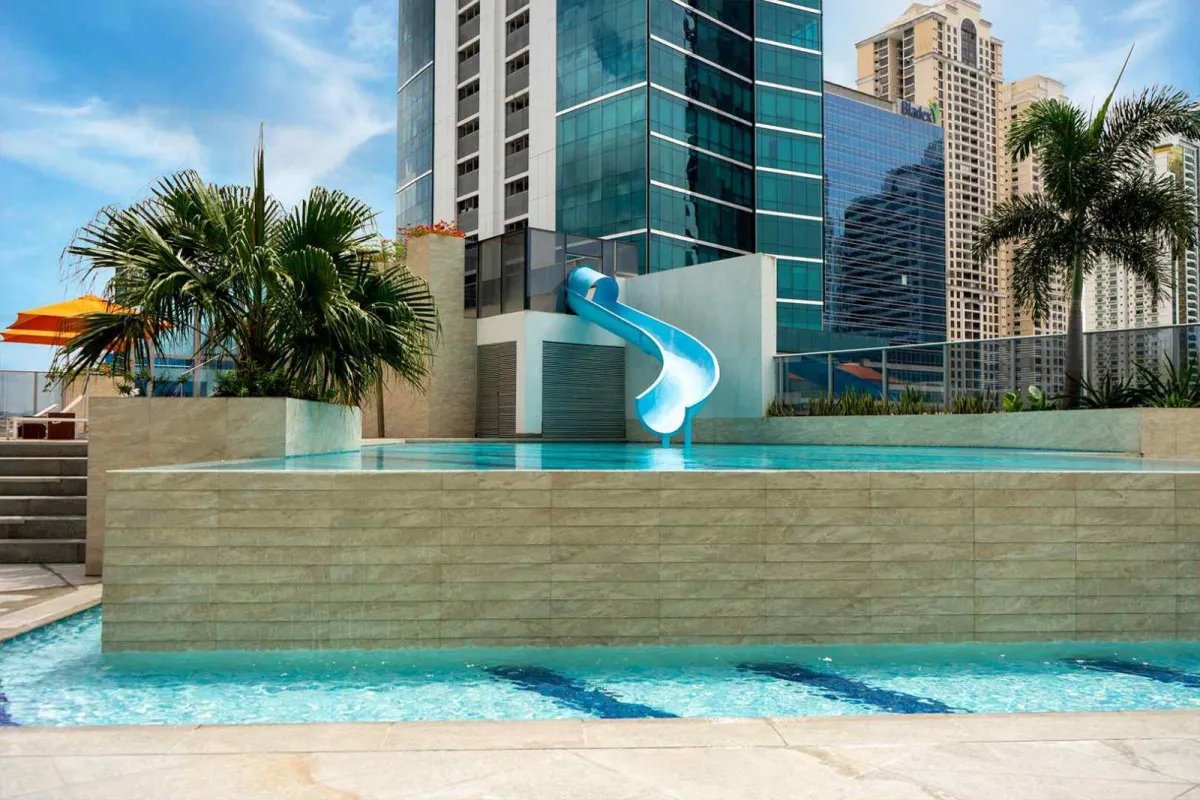 Venta de apartamento en Costa del este.