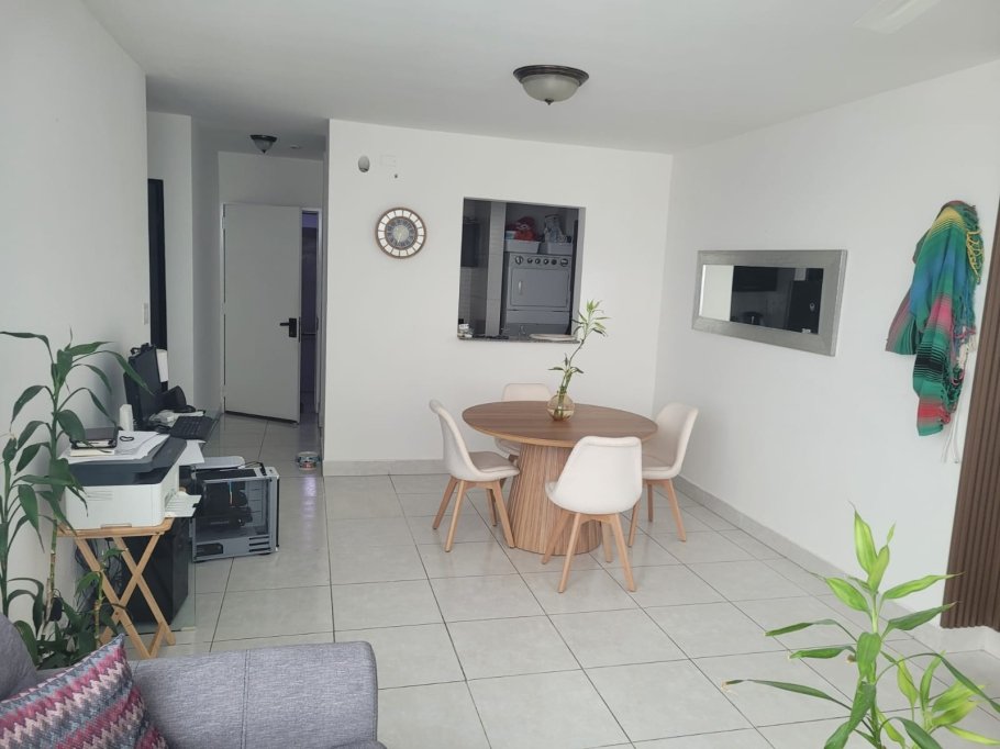 Apartment For Sale in Edison Park, Betania
