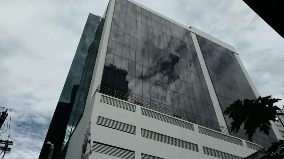 Alquiler de Oficina en RBS Tower en Paitilla.