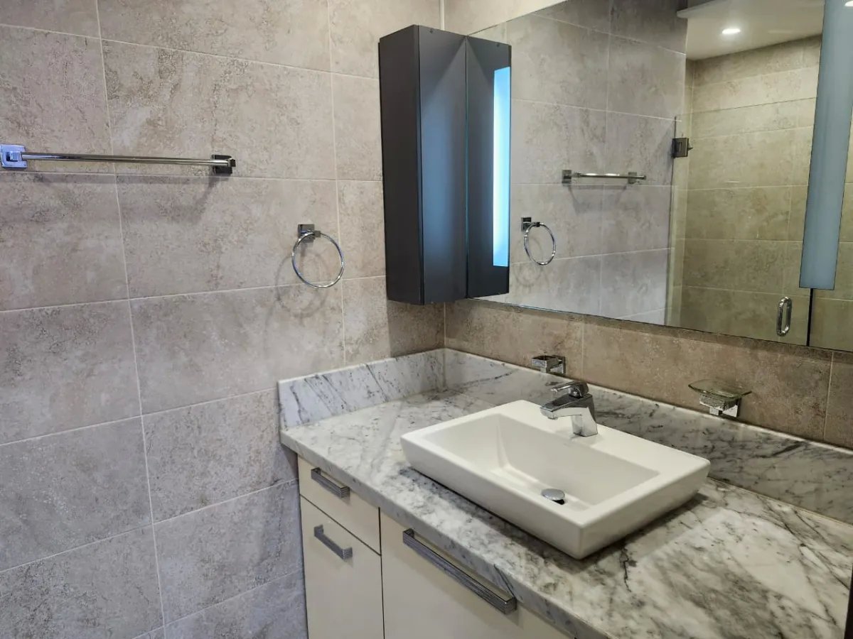 Apartment For Rent in Obarrio, PH Park City