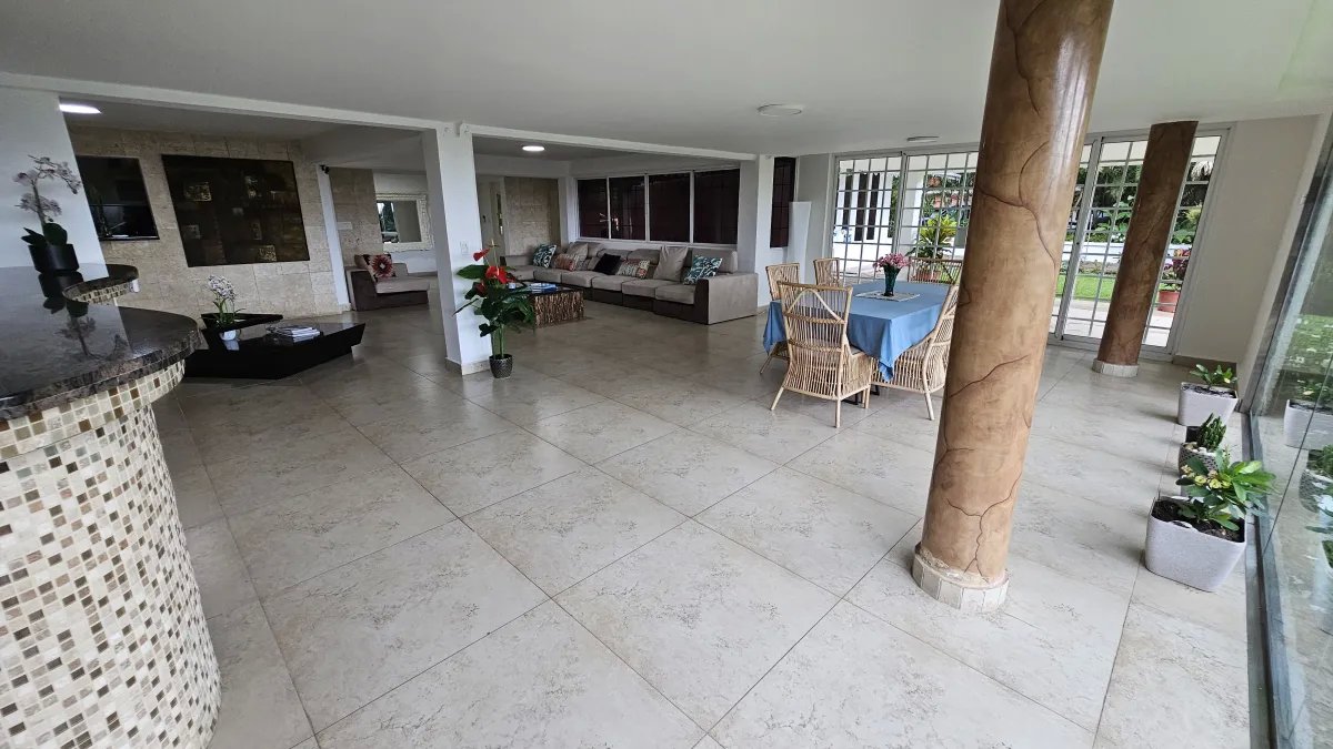 SE VENDE CASA EN ALBROOK