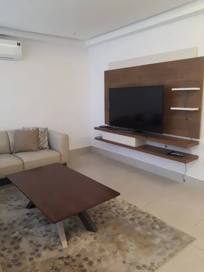 Apartment For Rent in Calle Abel Bravo