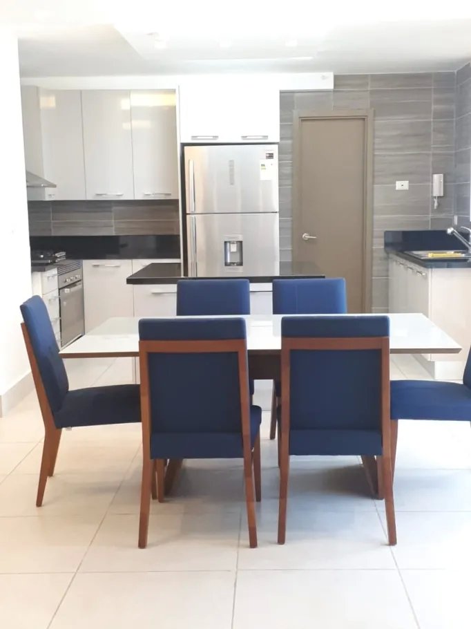Apartment For Rent in Calle Abel Bravo