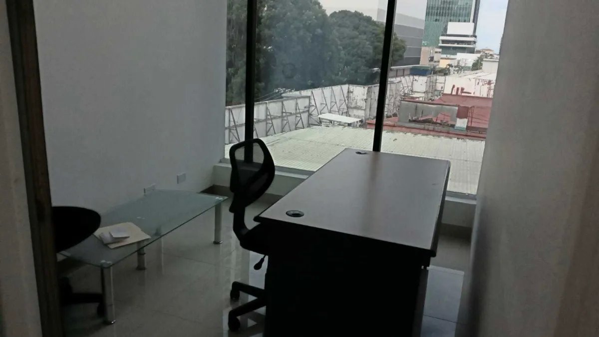 Venta de oficina en RBS Tower en Paitilla.