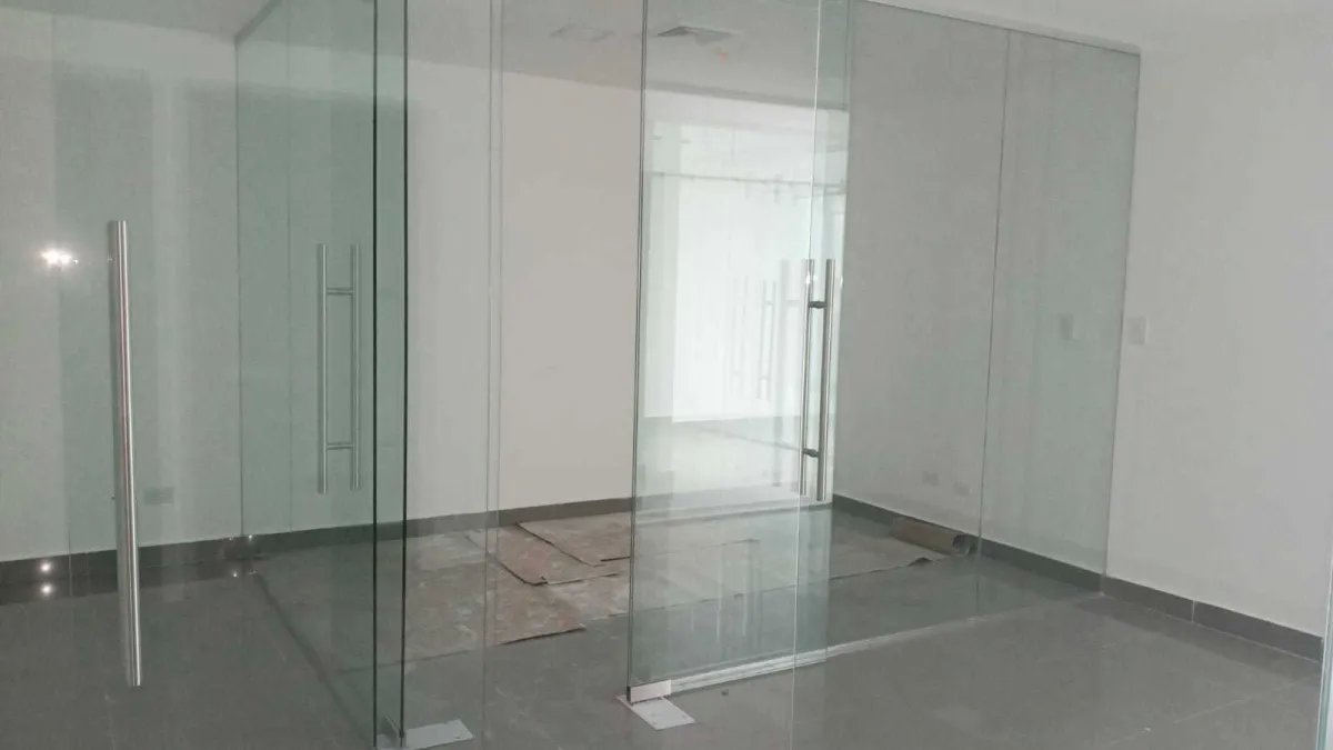 Alquiler de Oficina en RBS Tower en Paitilla.