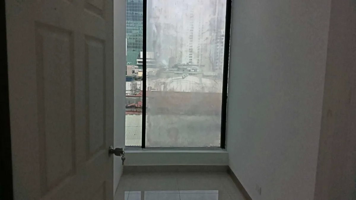 Alquiler de Oficina en RBS Tower en Paitilla.
