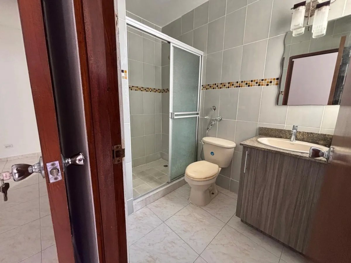 Apartment For Sale in San Francisco