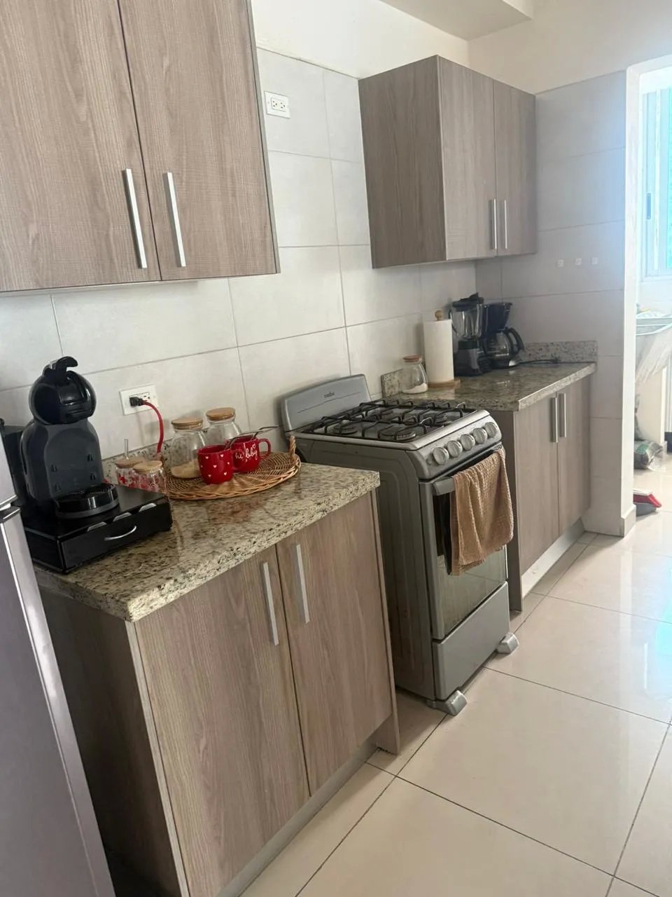 Apartment For Rent in Vía España