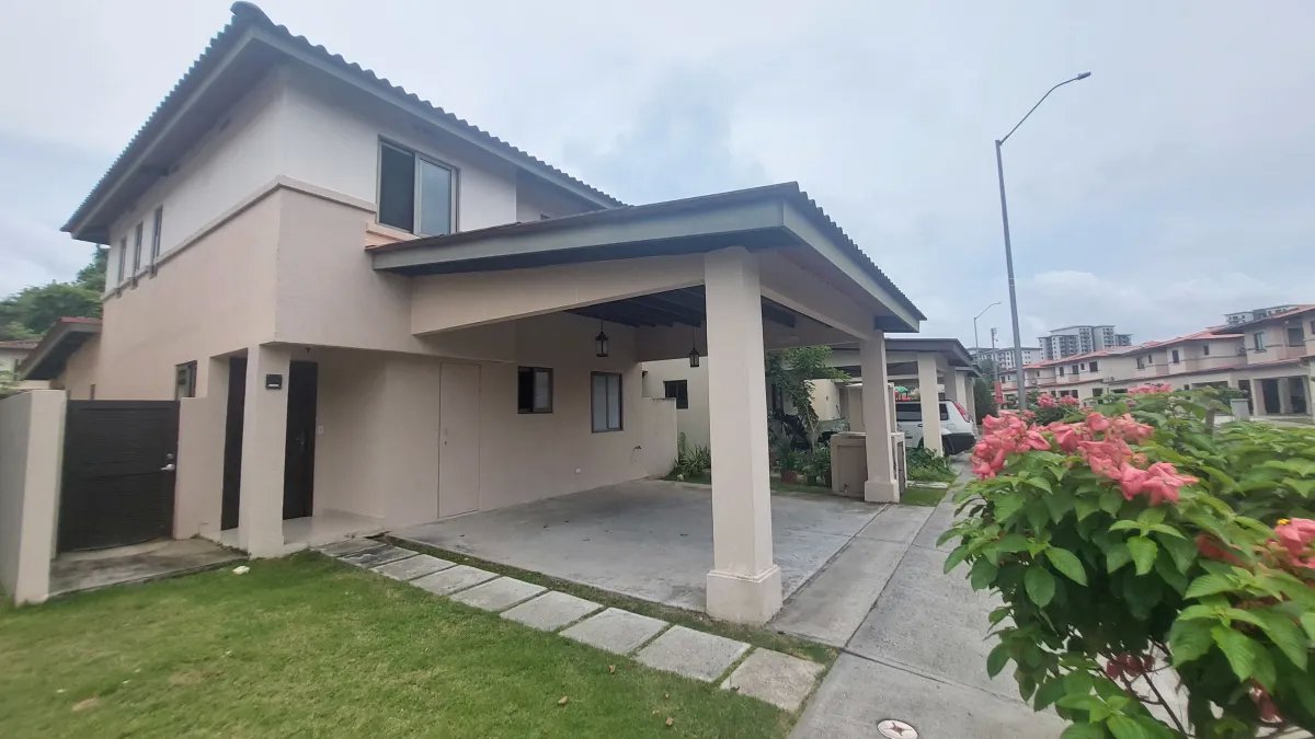 Se vende casa en Panamá Pacífico, Veracruz