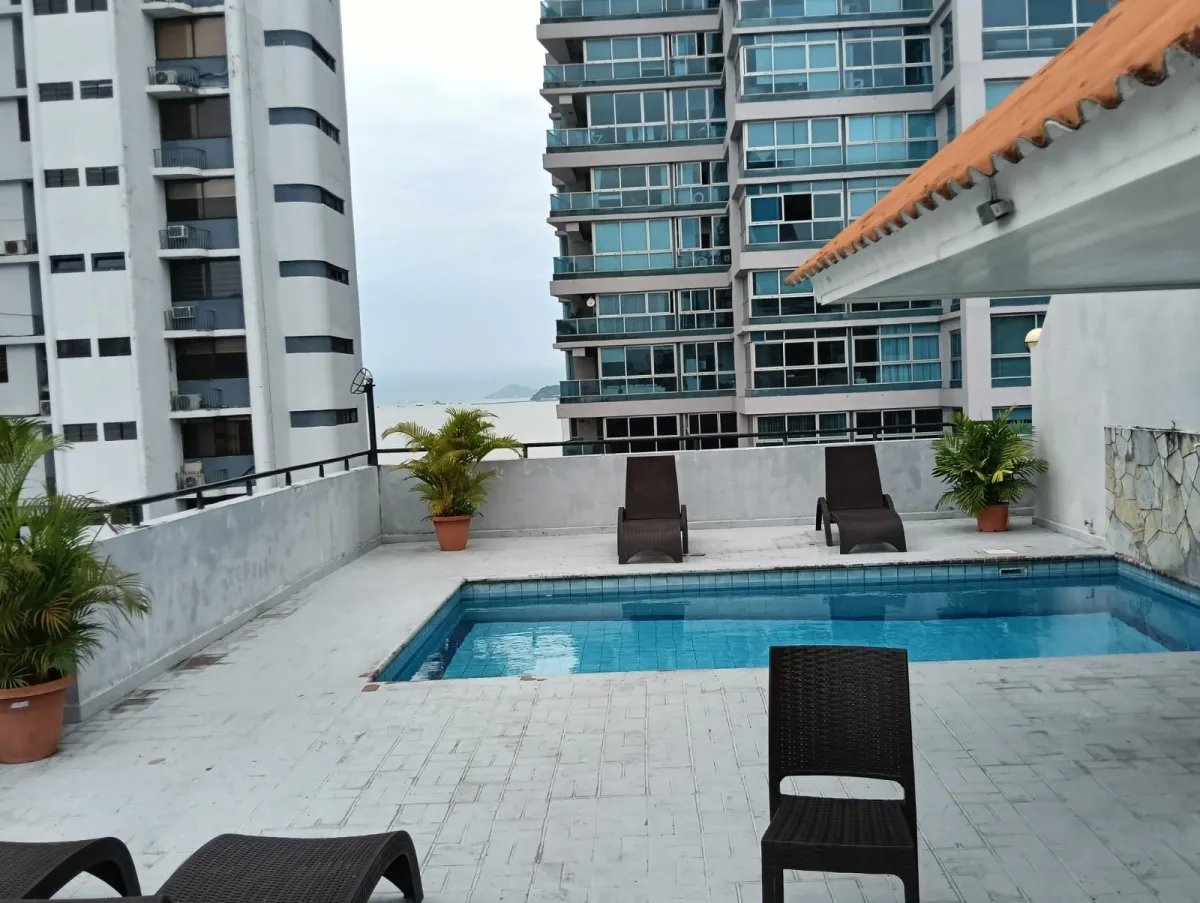 Vendo apartamento en Marbella 2 recamaras mas cbe