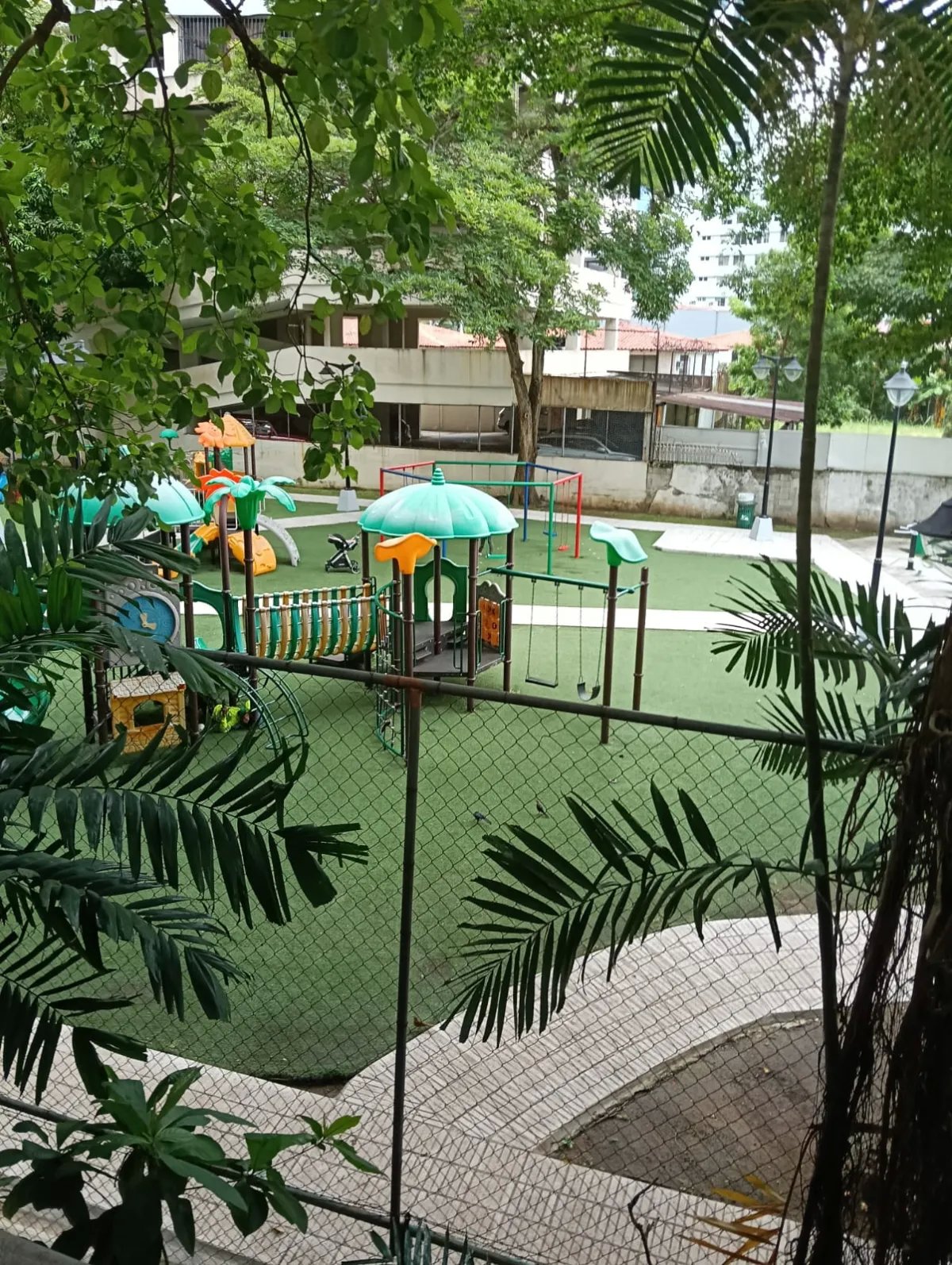 Vendo apartamento en Marbella 2 recamaras mas cbe