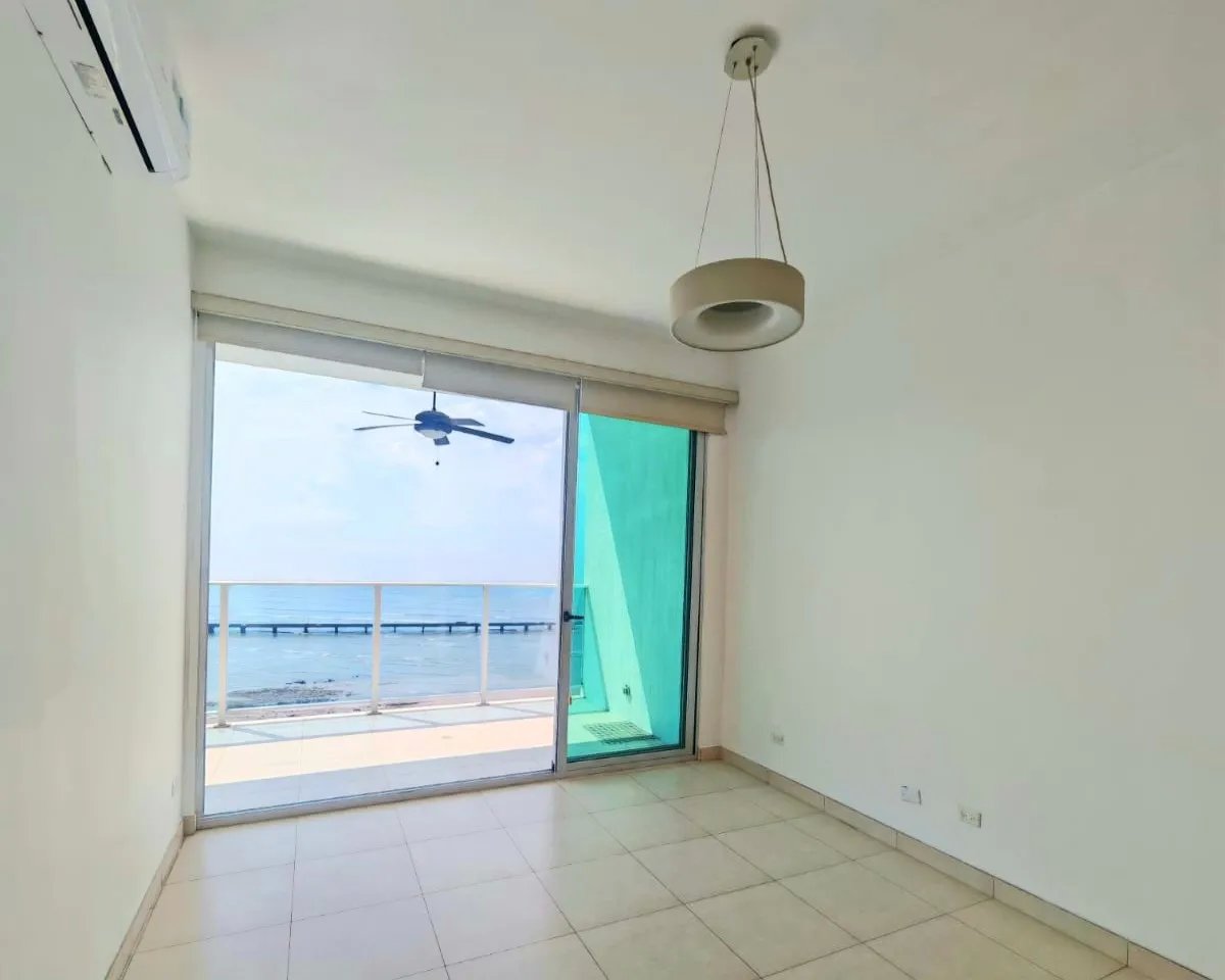 Apartamento en Venta Coco del Mar