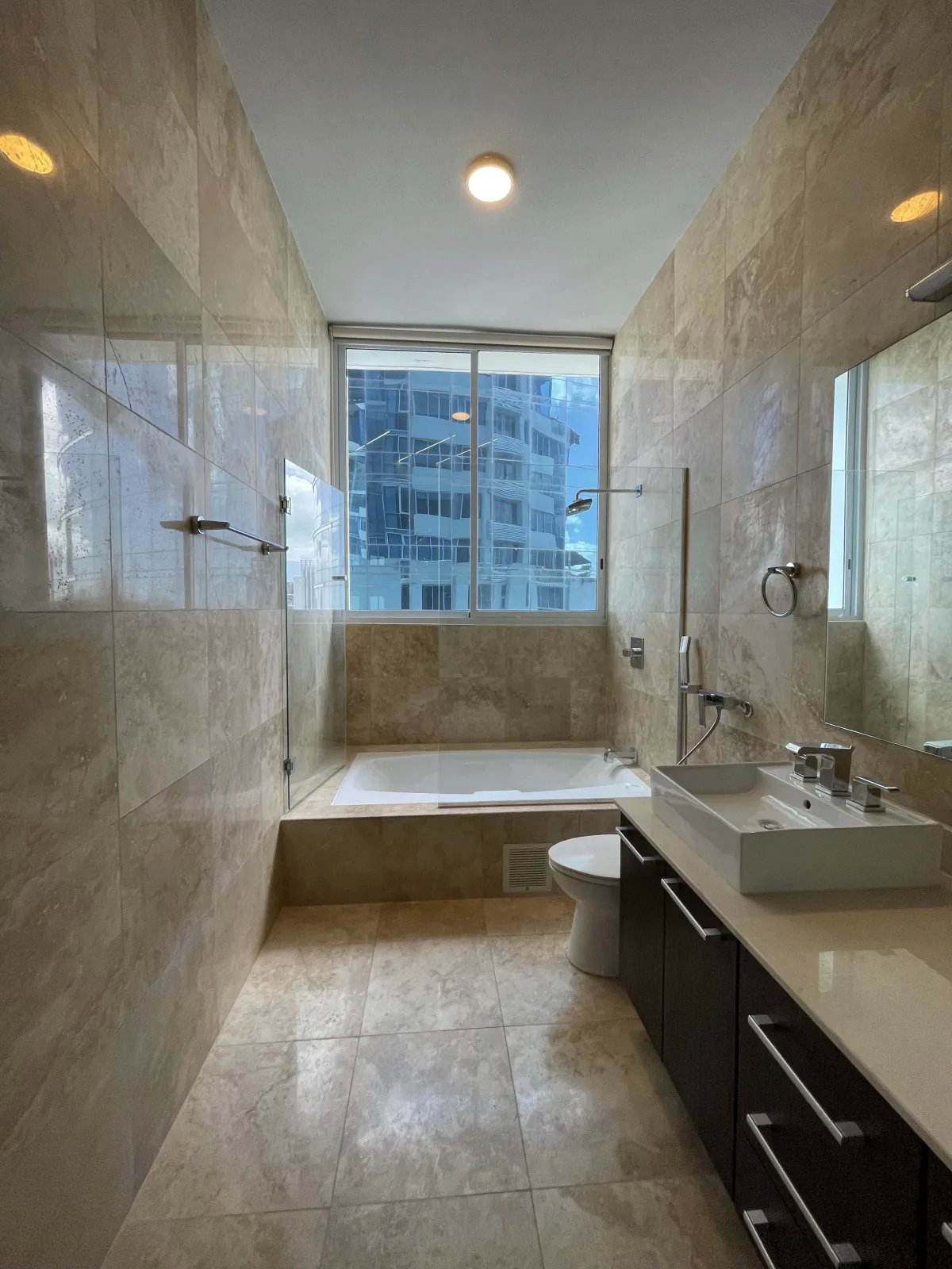 Alquiler de Apartamento Amoblado en Costa Del Este