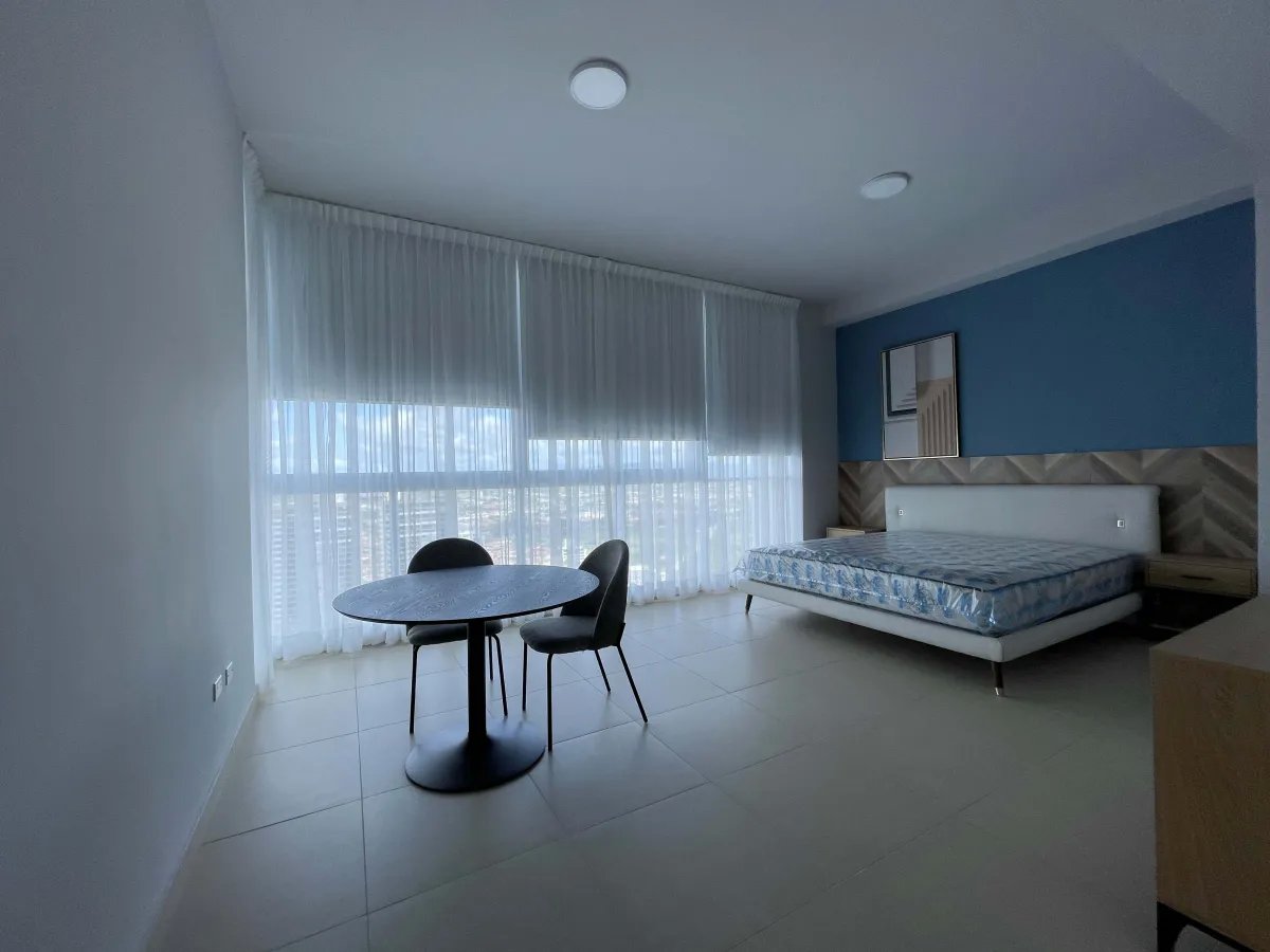 Alquiler de Apartamento Amoblado en Costa Del Este