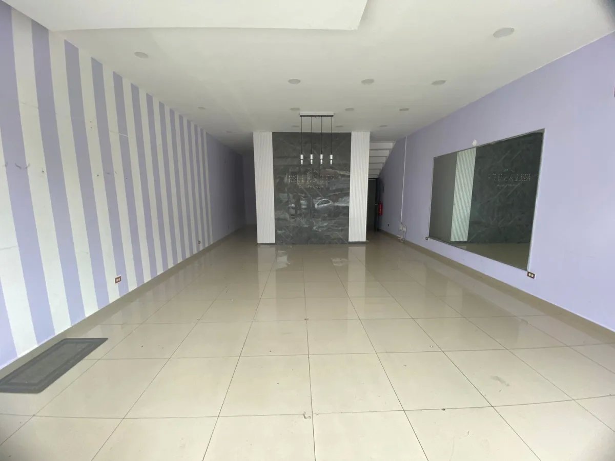 Alquiler de Local Comercial en Vía Brasil