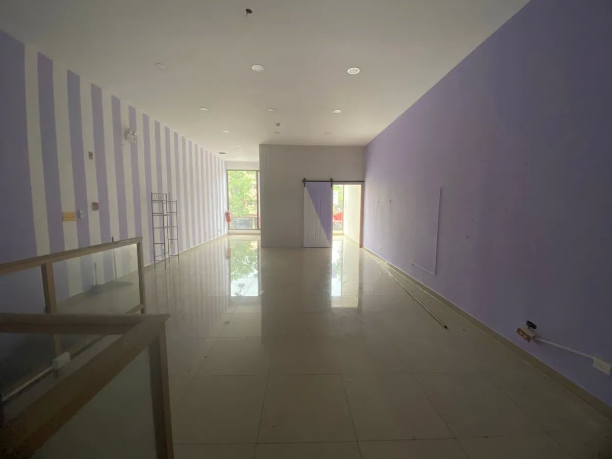 Alquiler de Local Comercial en Vía Brasil