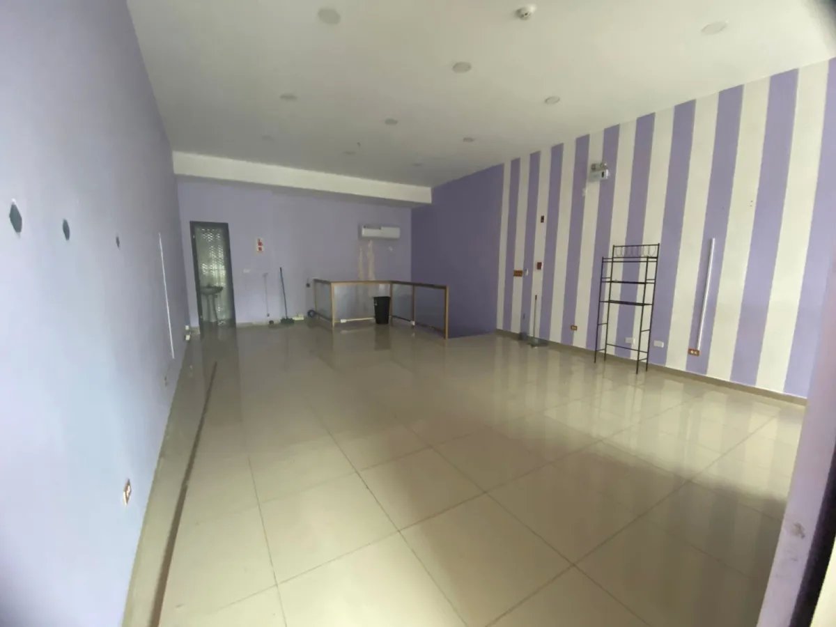 Alquiler de Local Comercial en Vía Brasil