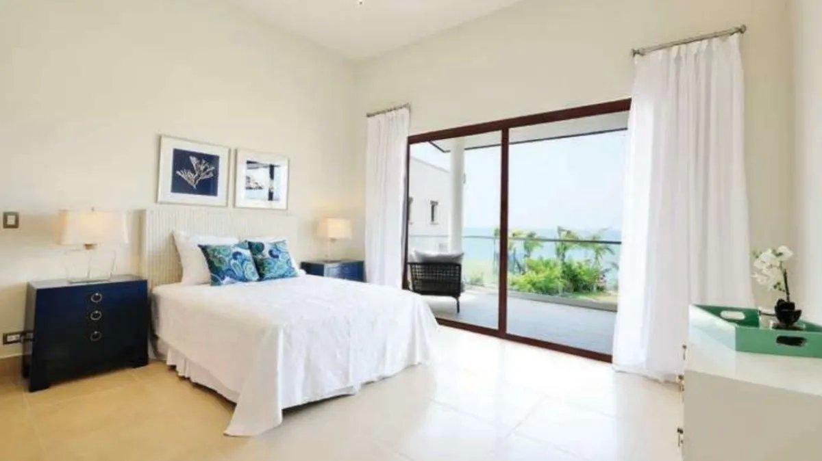 Duplex For Sale in San Carlos