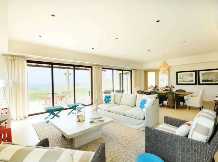 Duplex For Sale in San Carlos