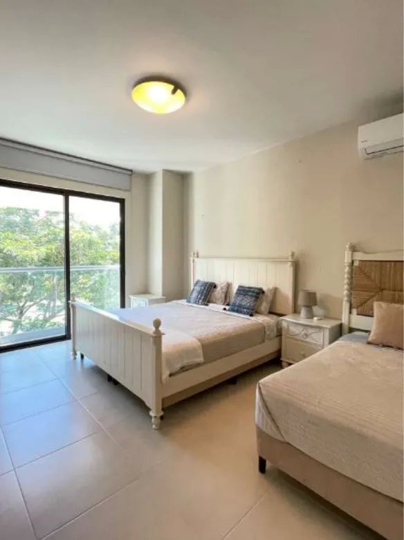 Apartment For Sale in San Carlos
