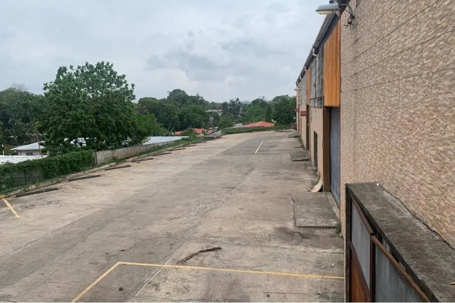 Venta de local comercial con dos galeras en La Chorrera, Panamá Oeste