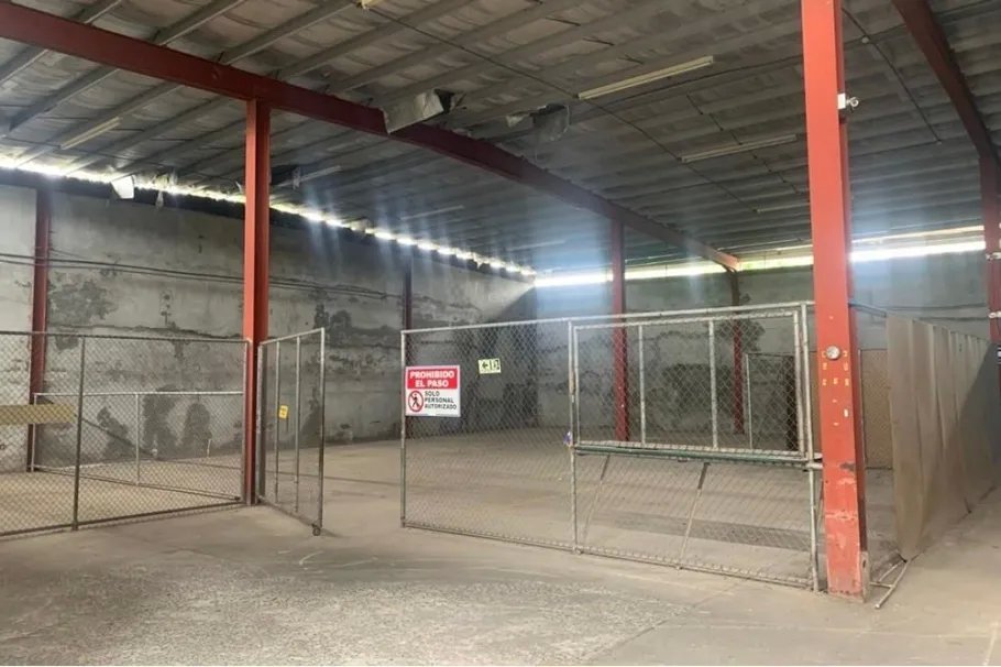 Venta de local comercial con dos galeras en La Chorrera, Panamá Oeste