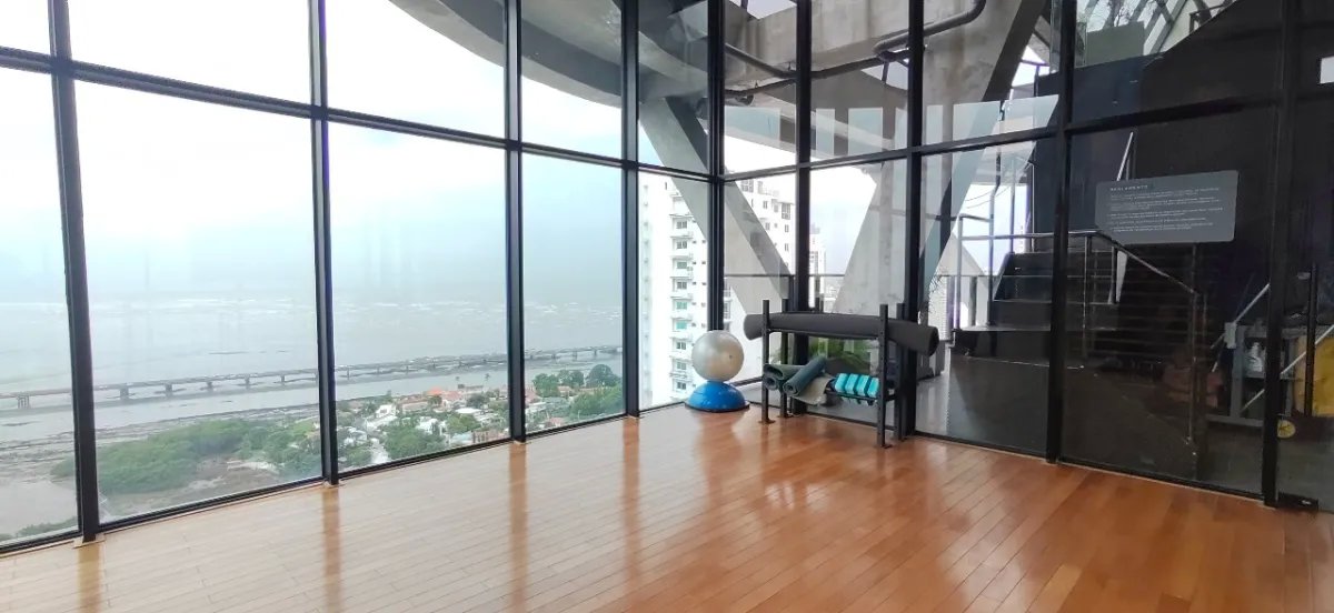 Apartment For Rent in Calle San Francisco