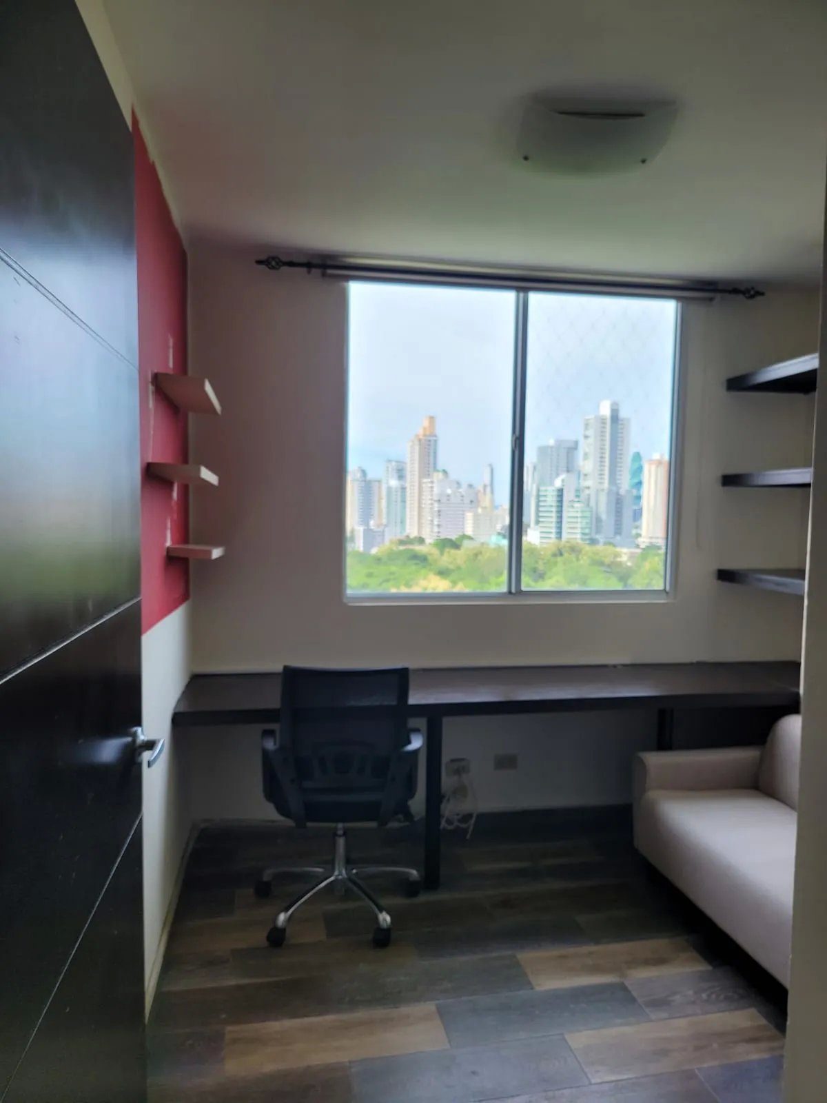 Alquiler apartamento PH Hyde Park frente parque Omar