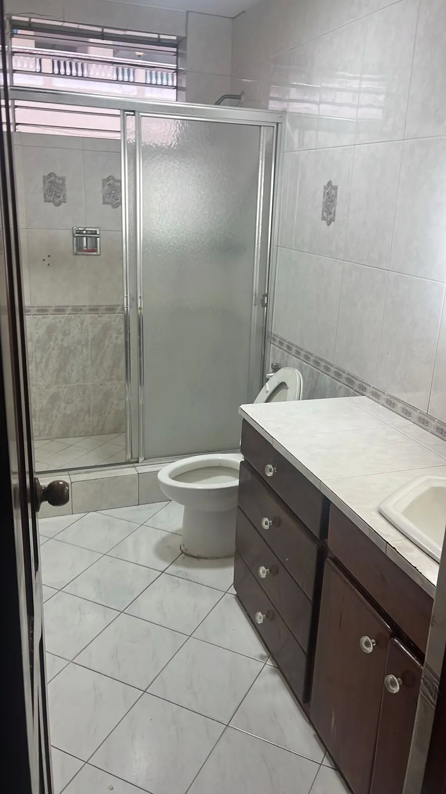 Alquilo apartamento en el Cangrejo 2 recamaras 165mts