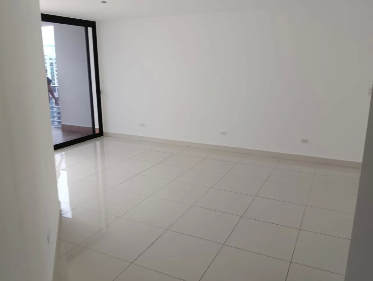 Apartment For Sale in El Cangrejo