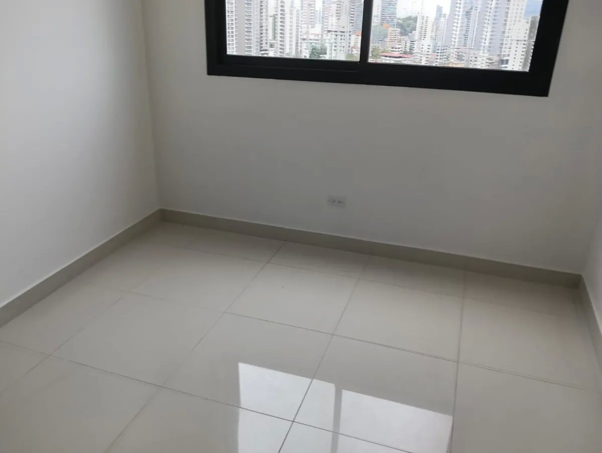 Apartment For Sale in El Cangrejo